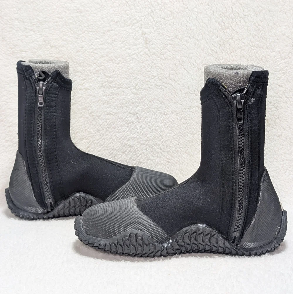 NRS Tread 3 Wetshoes River Boots Sz 5 Black neoprene Surf Wading Fishing Rafting